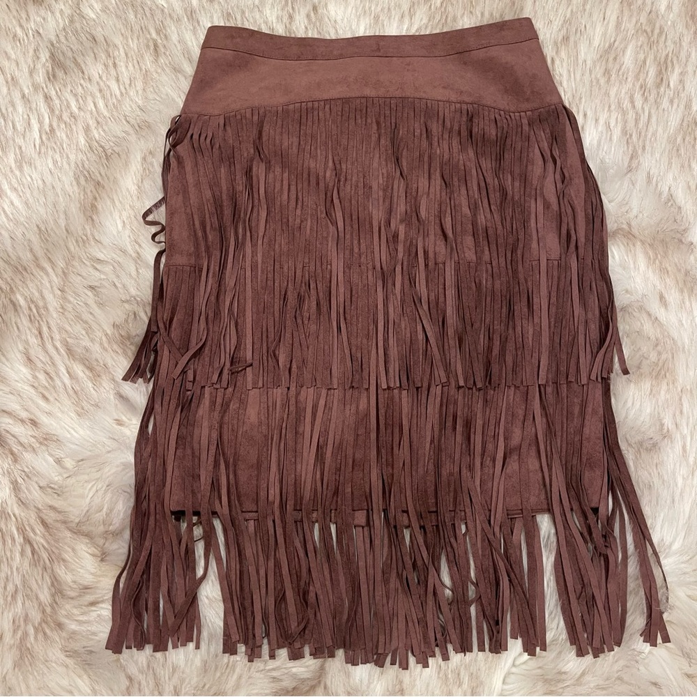 NEW❗️ BCBGMaxAzria Rashell Faux Suede Fringe skirt in Toffee size 6
